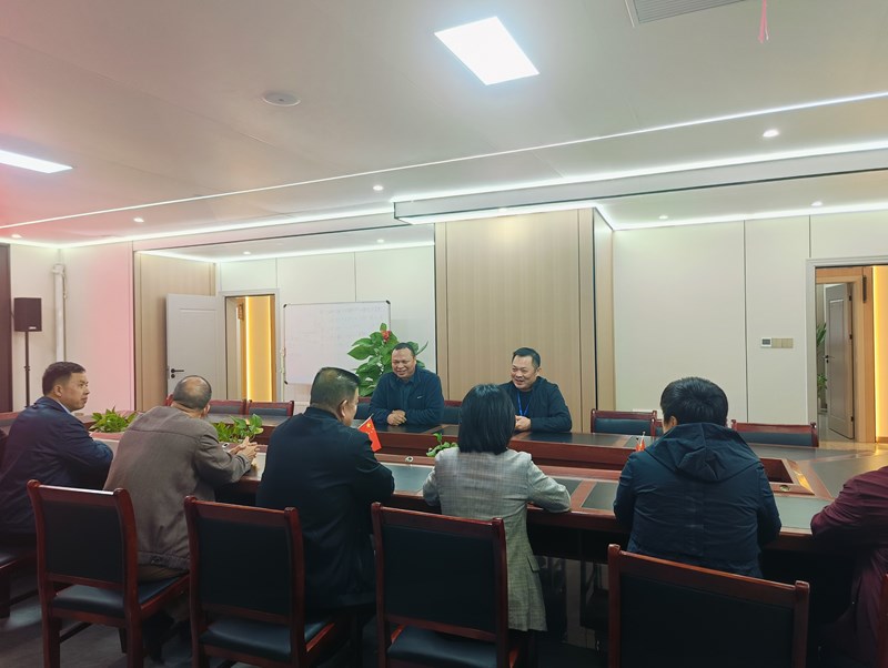   2024年11月政协领导走访委员，为企业排忧解难